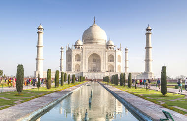 agra-istock-866758116