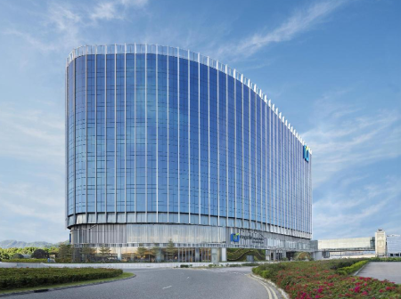 regalaskycity-1